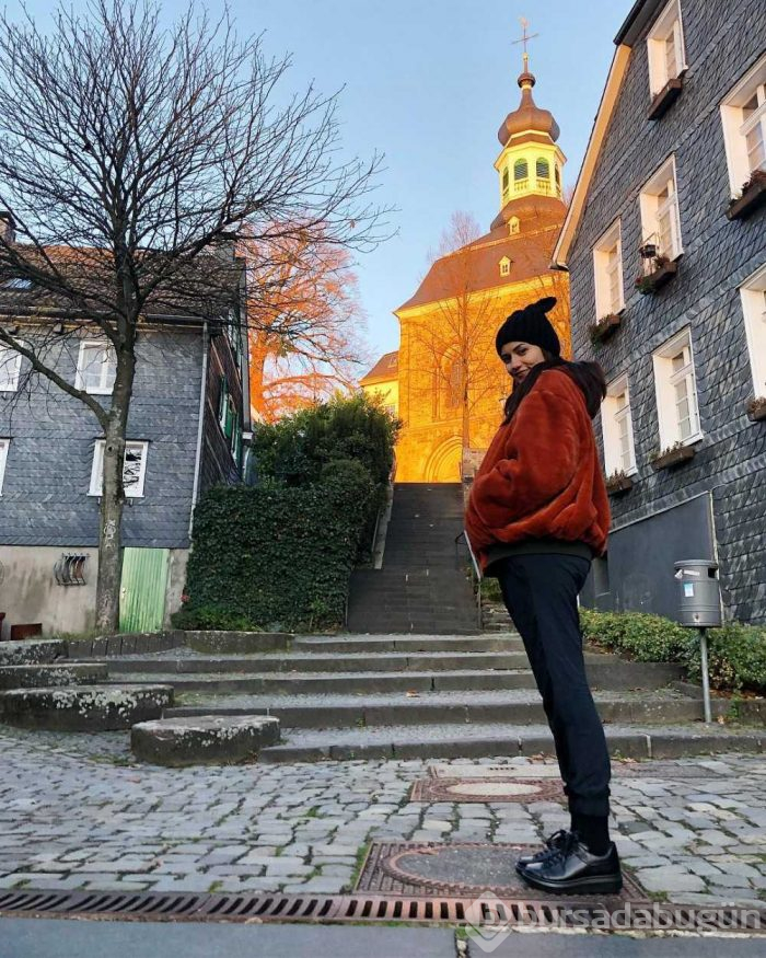 7 aylık hamile Fahriye Evcen'den kötü haber!