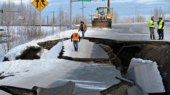 Mega deprem için tarih verdi
