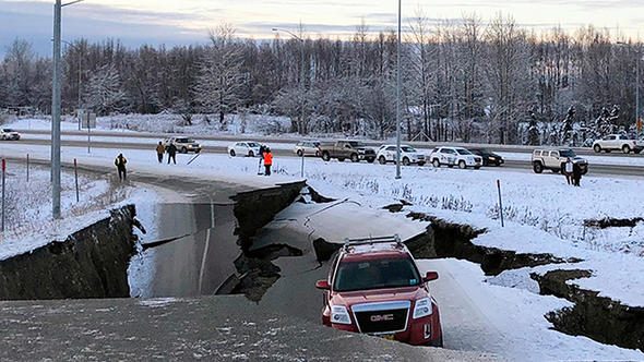 Mega deprem için tarih verdi

