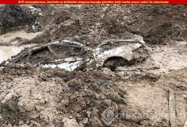 Diyarbakır'da PKK'ya büyük darbe! O araba çukura gömülü halde bulundu
