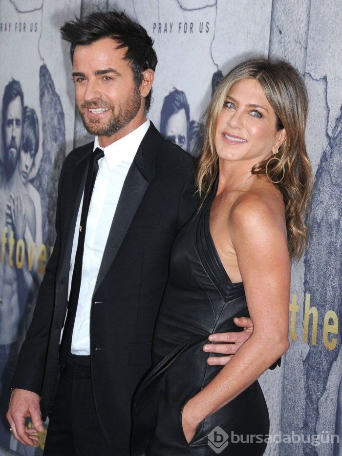 Brad Pitt Jennifer Aniston'ın doğum günü partisinde