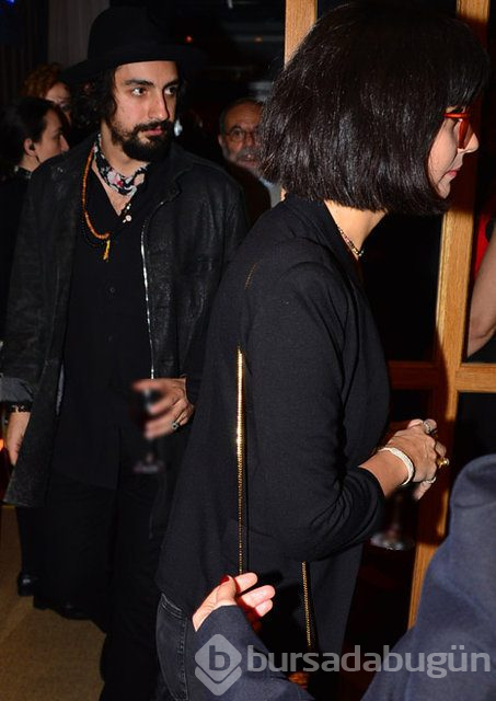 Tuba Büyüküstün'ün sevgilisi Umut Evirgen'den ayrılık iddialarına yanıt!