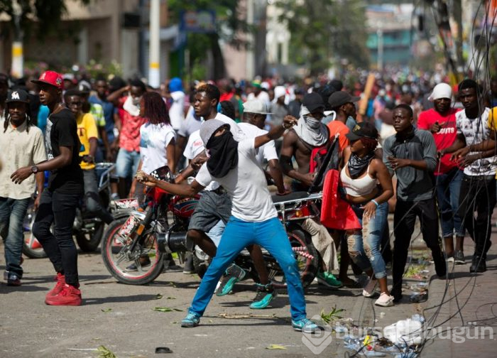 Haiti'de şiddetli protesto: 4 ölü