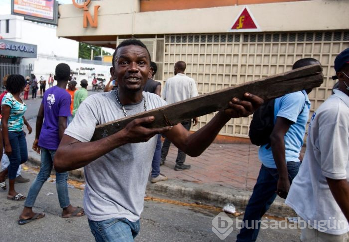 Haiti'de şiddetli protesto: 4 ölü