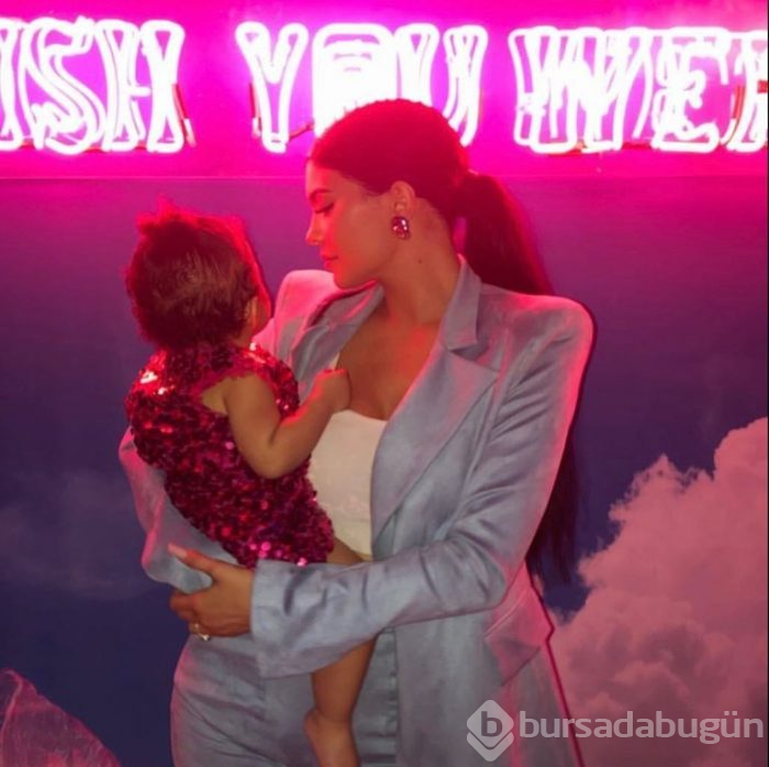Kylie Jenner'dan kızı Stormi'nin 1. doğum günü için milyon dolarlık parti