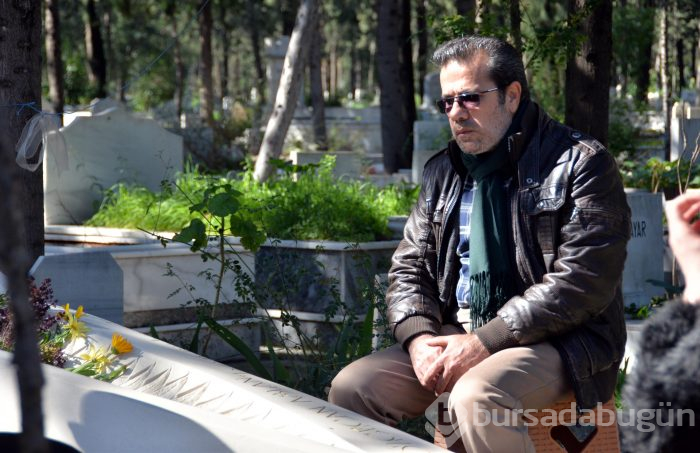 Özgecan Aslan, mezarının başında anıldı
