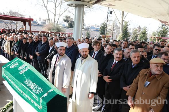Ünlü doktor Mehmet Öz'ün babası Mustafa Öz son yolculuğuna uğurlandı
