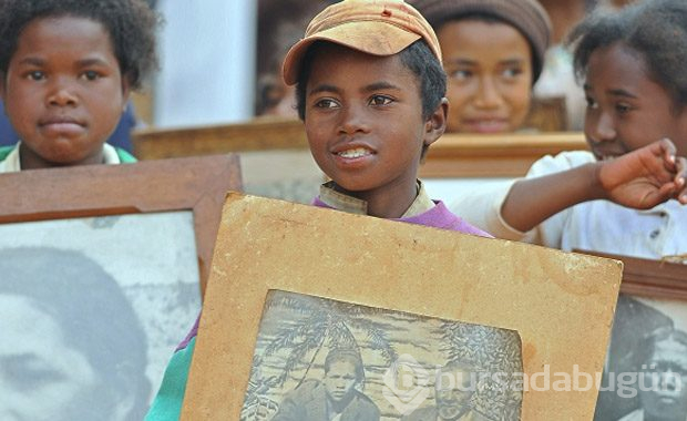 Madagaskar'da tüyler ürperten festival
