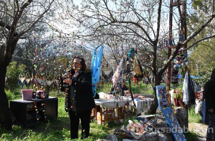 Muğla'da Badem Çiçeği Festivali'nden renkli görüntüler