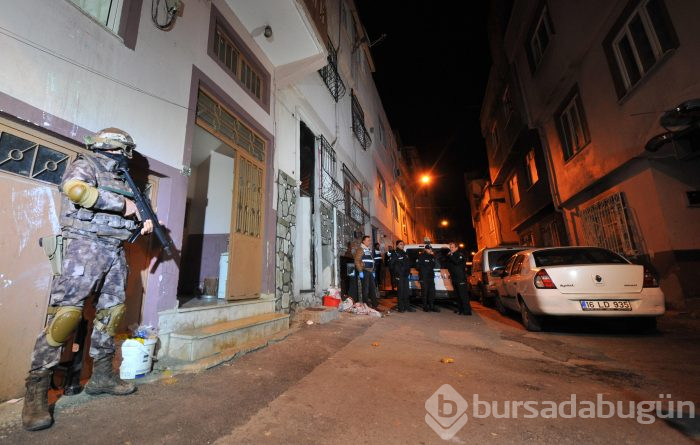 Son dakika: Bursa'da 4 bin polisle uyuşturucu ve terör operasyonu
