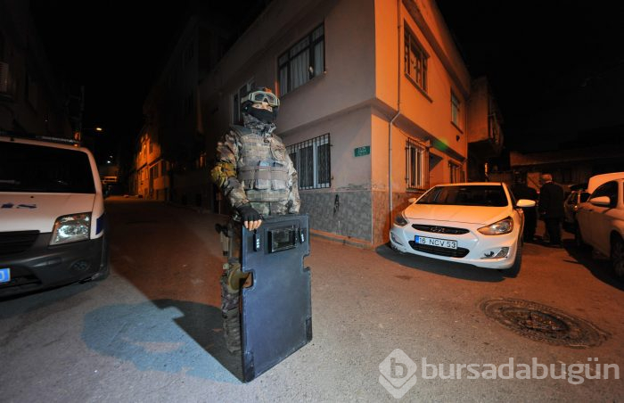 Son dakika: Bursa'da 4 bin polisle uyuşturucu ve terör operasyonu
