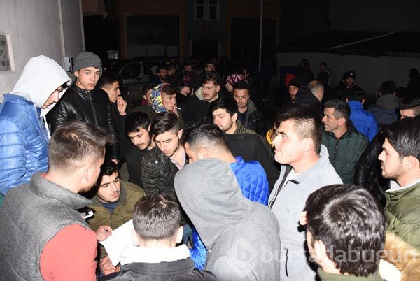 Geceden sıraya girdiler! Bugün başlıyor
