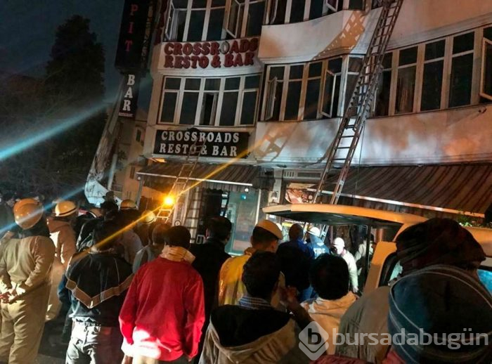  Hindistan'da otel yangını: 17 ölü 