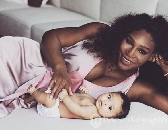 Serena Williams çocukla çocuk oldu