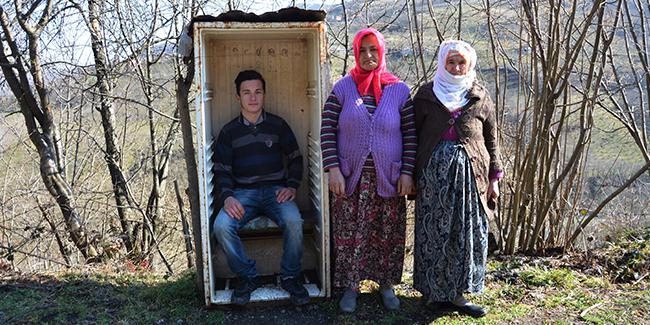 Dolaptan durak yaptı
