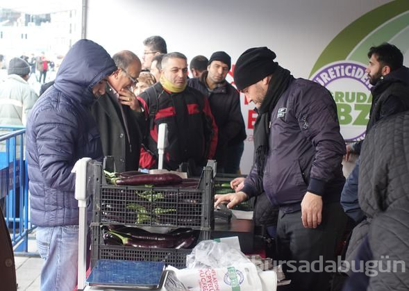 Taksim Meydanı'nda tanzim satışları başladı
