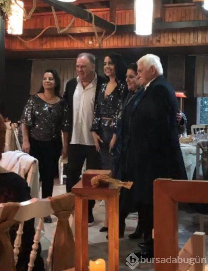 Ünlü oyuncunun mutlu günü

