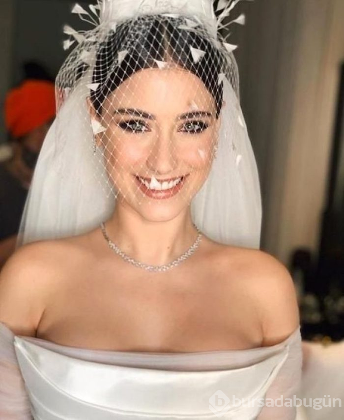 Hazal Kaya ile Ali Atay ev arıyor!