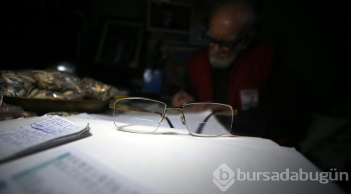 90 yıllık hayatını kaleme alıyor
