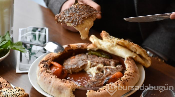 Gastronomi kentinin yeni lezzeti: Kiremitte lavaş kebabı
