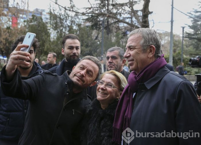 Mansur Yavaş, taksici ve dolmuşçuları ziyaret etti