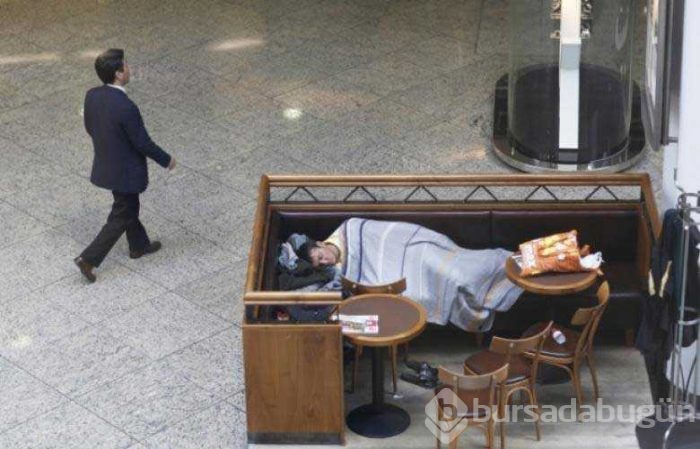 Her yerde uyuyabilen umursamaz insanlar
