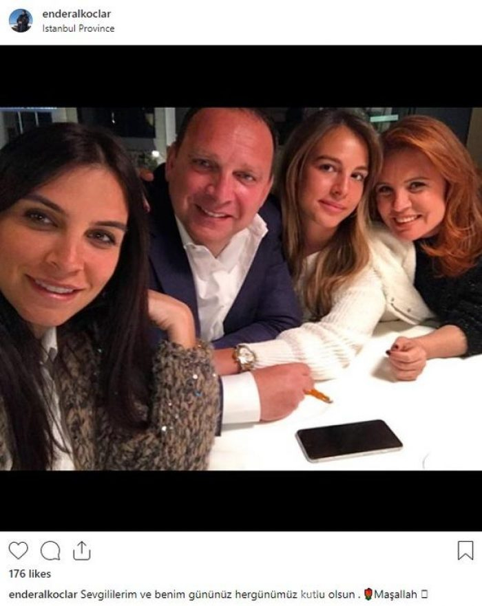 Sinem Kobal'dan 14 Şubat pozu!
