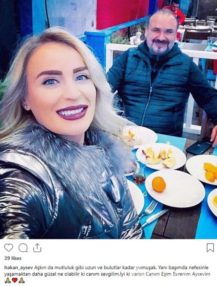 Sinem Kobal'dan 14 Şubat pozu!
