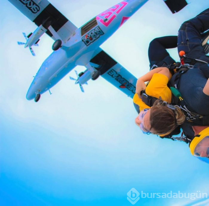 Dünyayı gezen Instagram fenomeni pilotlar: Yağmur Yılmaz Sarıoğlu