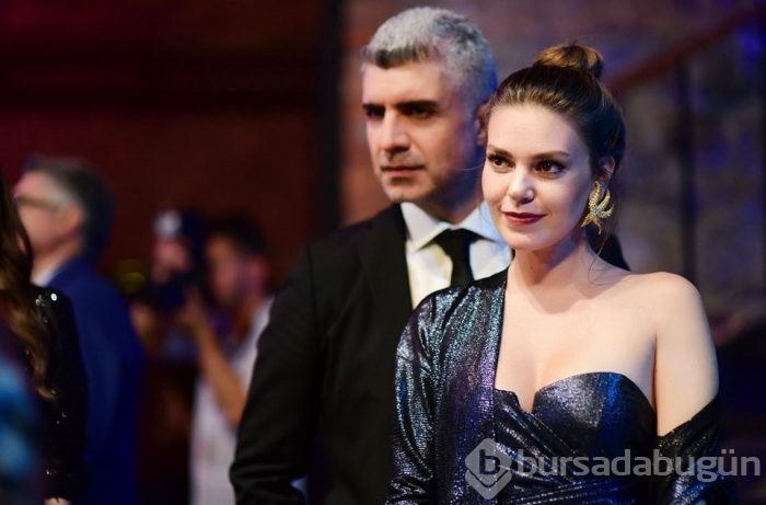Özcan Deniz yıllar sonra sahneye çıkıyor (1 milyon dolar)