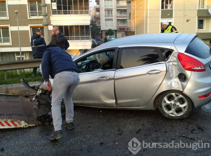 Köpeğe çarpmamak için manevra yapınca canından oldu

