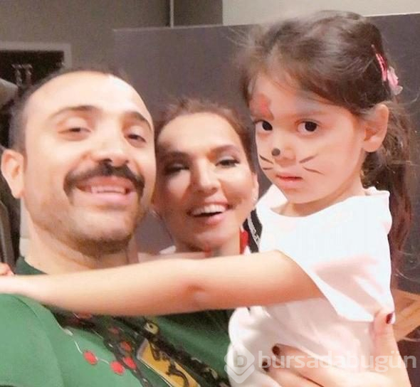 Demet Akalın'a hırsız şoku
