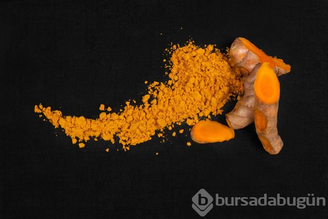 Zerdeçal suyu tüketmeniz için 9 harika sebep
