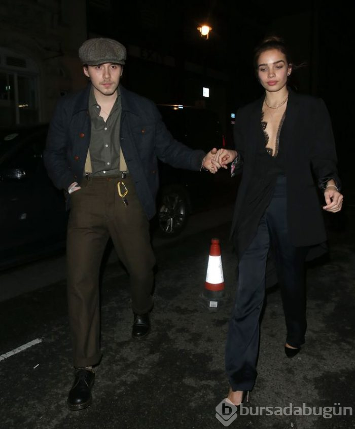 Brooklyn Beckham bulutların üzerinde!
