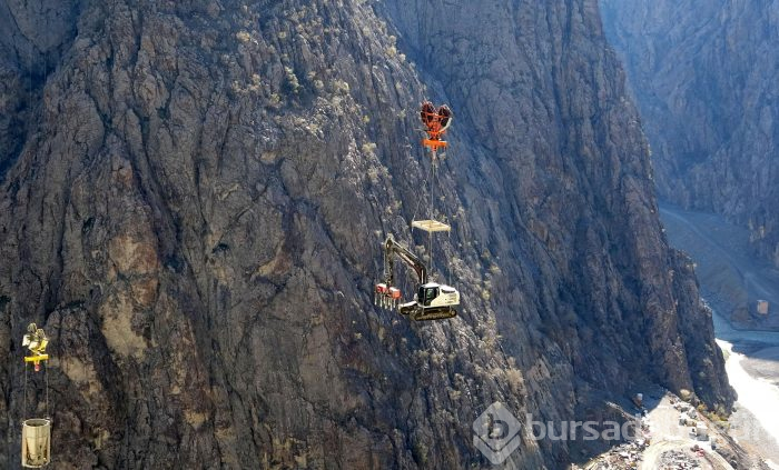 Türkiye'nin en yükseğinde 64 metreye ulaşıldı
