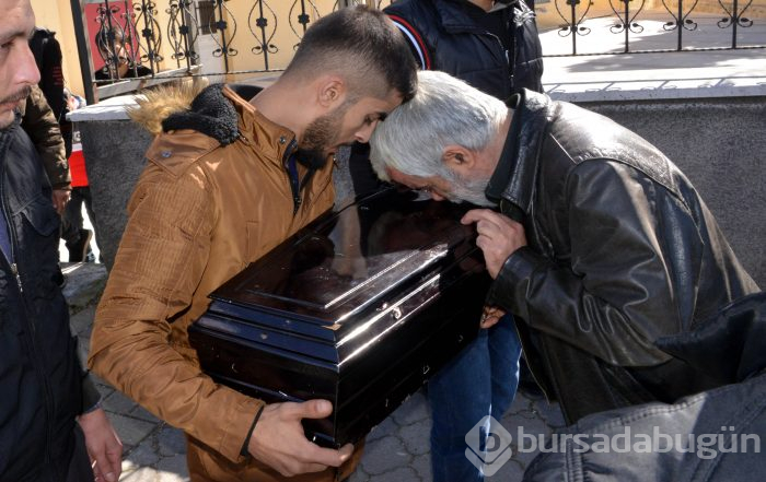 Yanarak ölen Cemal bebek toprağa verildi
