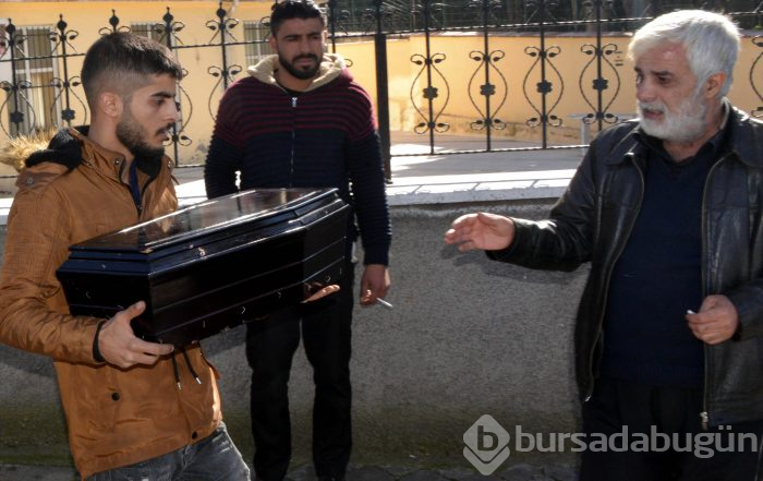 Yanarak ölen Cemal bebek toprağa verildi
