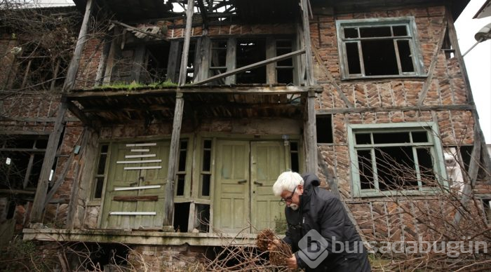 Çocuğunun ev ödeviyle başladığı rölyefte usta oldu
