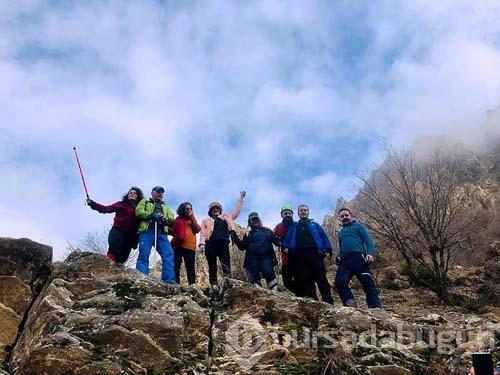 Hakkari'de dağcıların keşfettiği 'damla taş' mağarası
