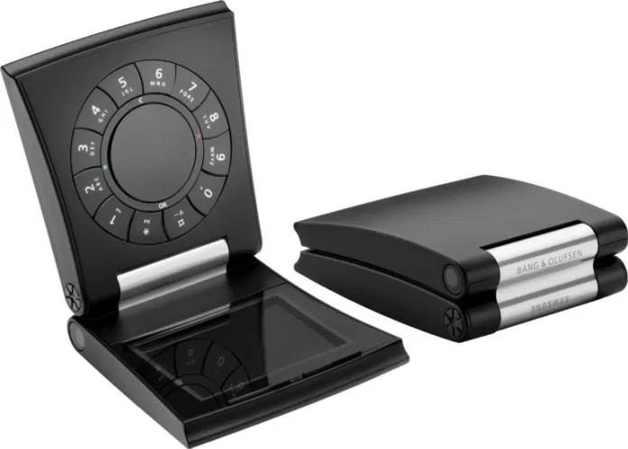 En çirkin tasarıma sahip cep telefonları
