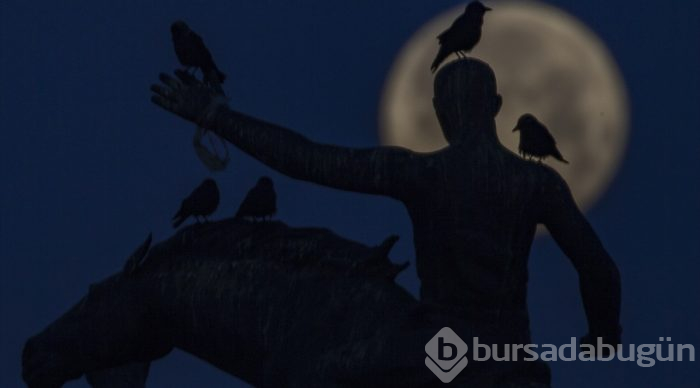 "Süper Ay" manzarası büyüledi
