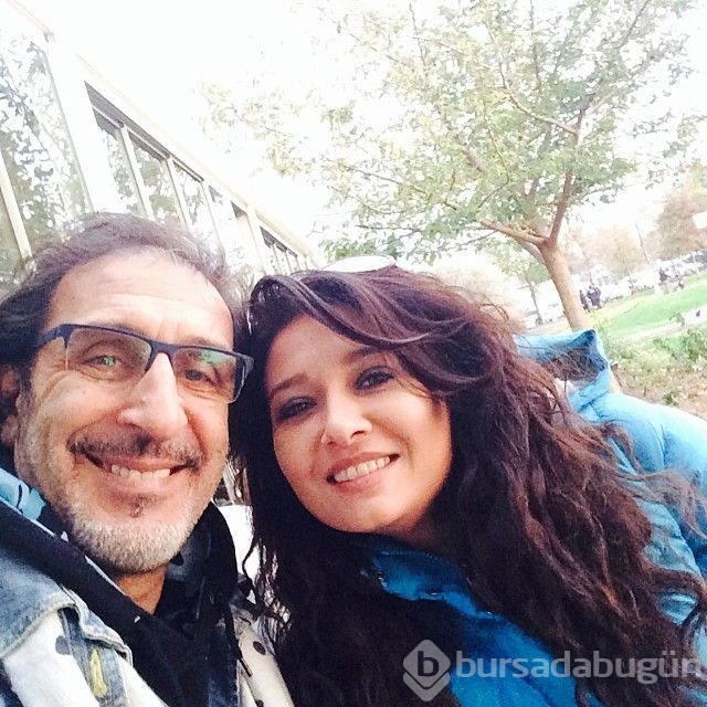 Cem Özer oğlu Nejat'a sakal tıraşı olmayı öğretti
