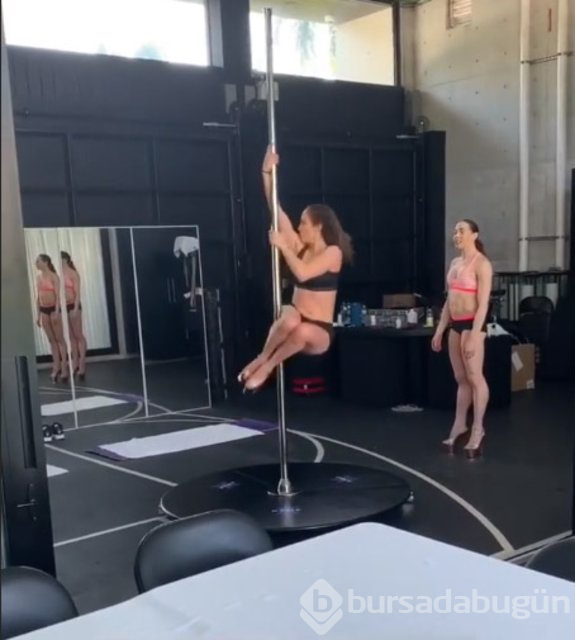 Jennifer Lopez striptiz derslerine başladı
