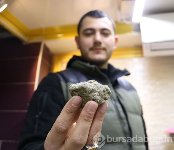 'Şifalı' deyip killi toprak yiyorlar!
