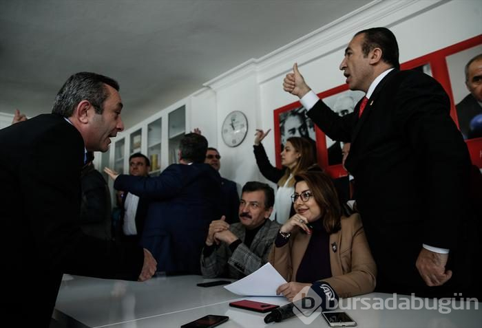 CHP Buca İlçe Başkanlığında gerginlik
