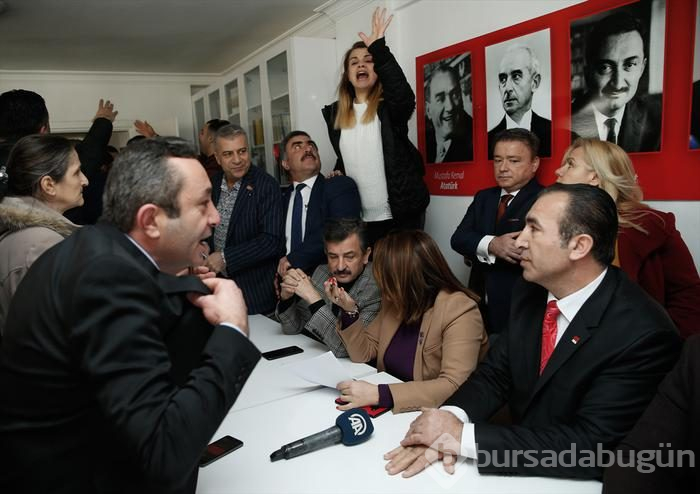 CHP Buca İlçe Başkanlığında gerginlik
