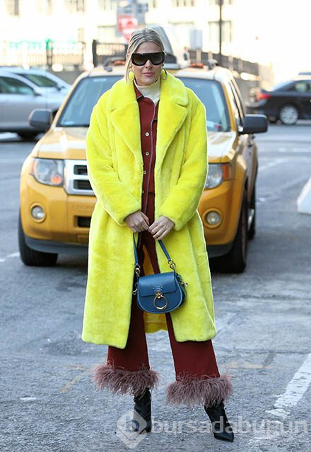 Moda dünyasını yeniden etkisi altına alan renk: Neon
