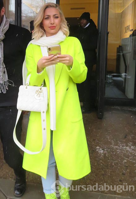 Moda dünyasını yeniden etkisi altına alan renk: Neon
