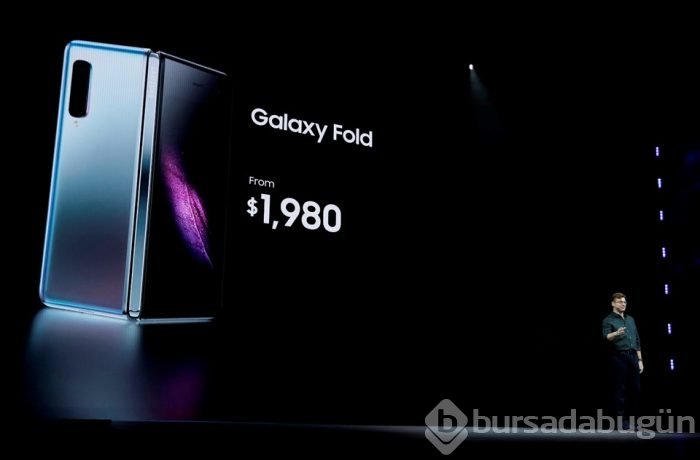 Samsung katlanır telefonu Galaxy Fold'u tanıttı! Samsung Galaxy S10, S10Plus, S10e Türkiye fiyatı belli oldu