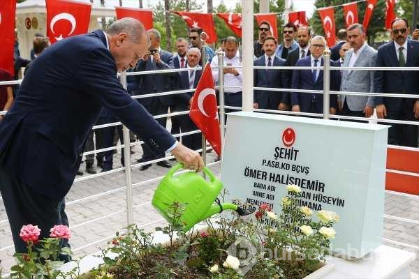 Kahraman şehit Ömer Halisdemir 45 yaşında!
